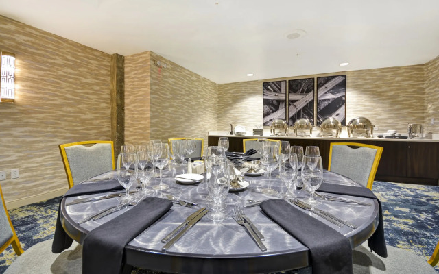 Hotel Indigo Kansas City - The Crossroads by IHG