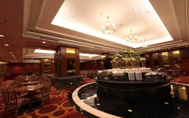 Renaissance Shenzhen Luohu Hotel