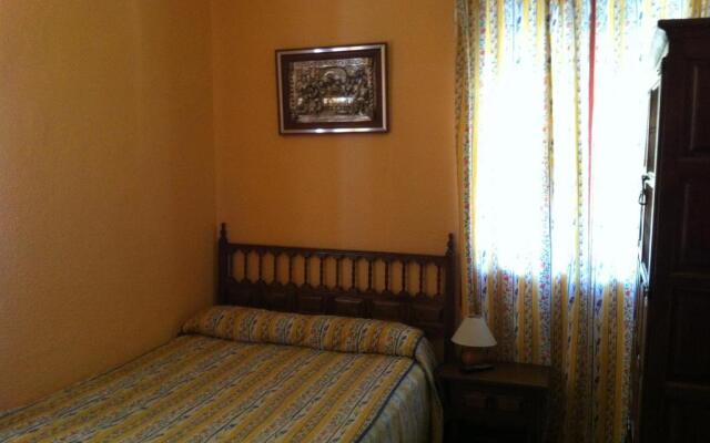 Hostal Paracuellos