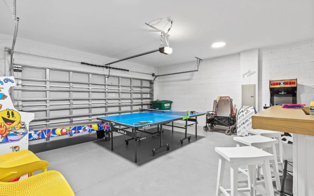 Oceans 25- Lazy Beach Days