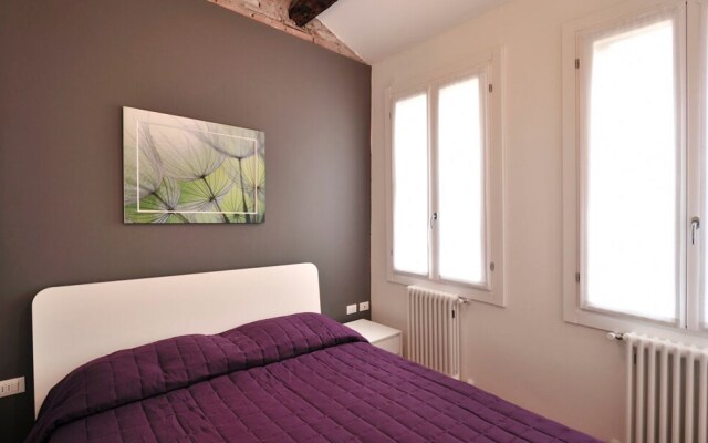 Biabote4 in Venice With 1 Bedrooms and 1 Bathrooms