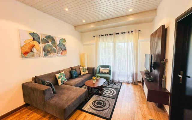 The Edge Luxury Apartment