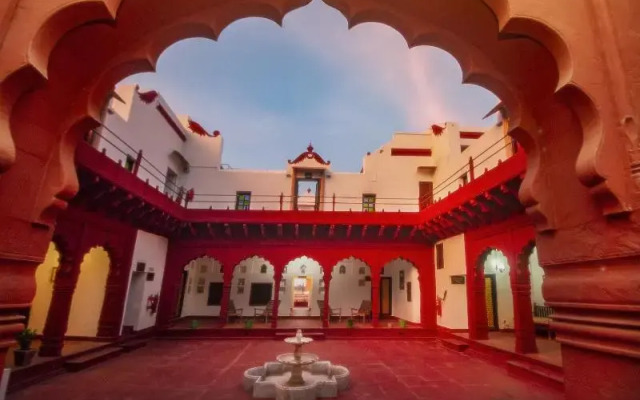 Amritara Chandra Mahal Haveli