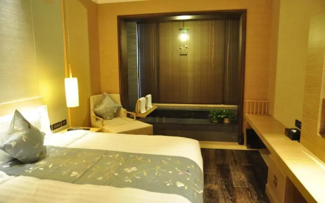 Huaqing Palace Resort & Spa
