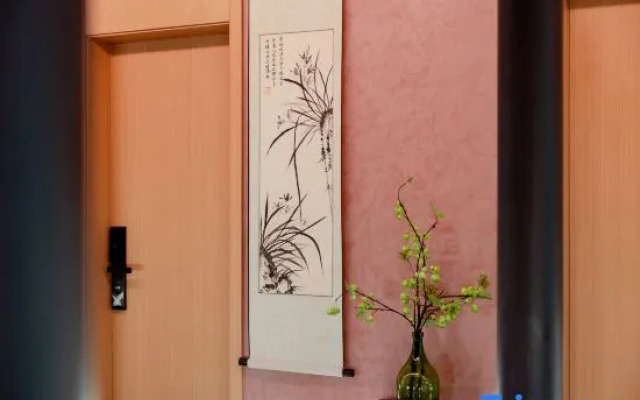 Yiduo Hotel (Longguang Provence Jiangnan Park Subway Station Branch)