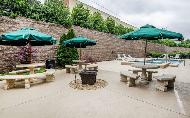 Sleep Inn & Suites Danville Hwy 58