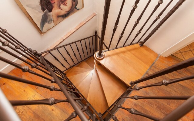 Rental In Rome Cappellari Loft