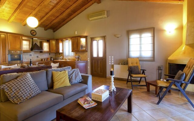 Villa Caramel
