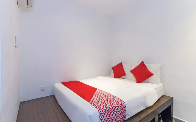 OYO Flagship 3563 New Mg Hotel