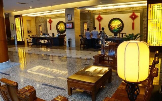 Gold Riverside Hotel