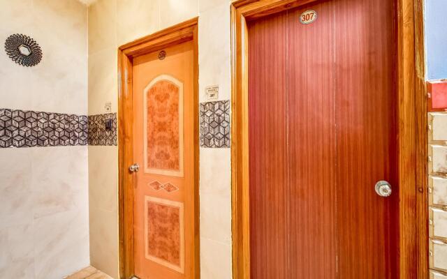 Oyo Flagship Hotel Tejasri Residency