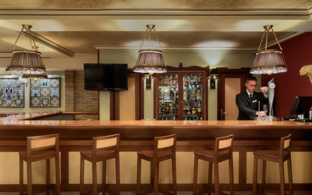 H10 Corregidor Boutique Hotel