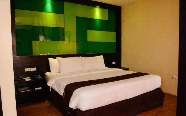 Sun City Suites