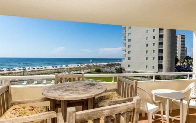 Perdido Sun by Meyer Vacation Rentals