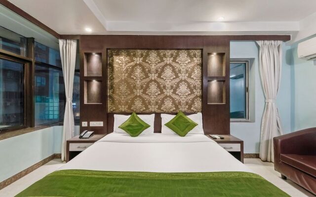Treebo Geetanjali Regency
