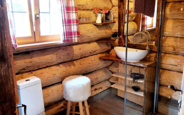 Nice Chalet in Klagenfurt With hot tub