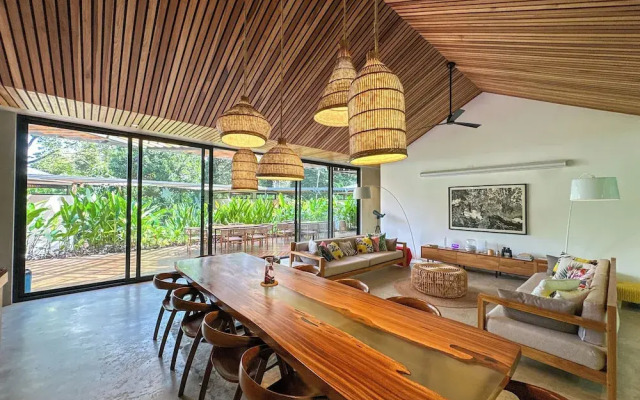 Caribbean Courtyard Villa