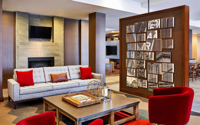 Four Points by Sheraton Fargo Medical Center