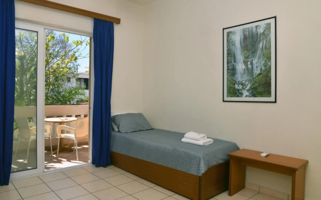 Akatos Hotel