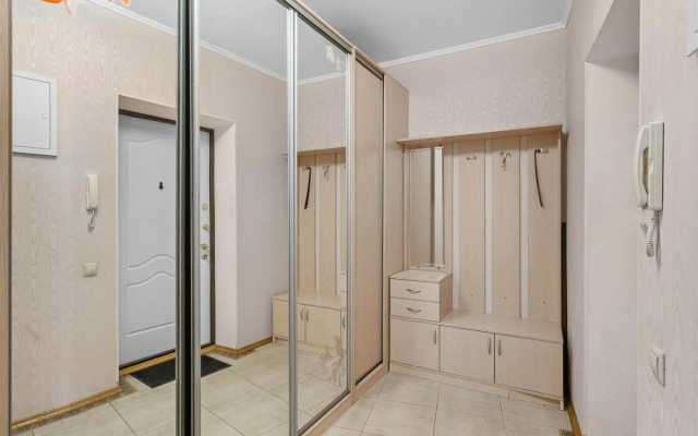 BestFlat24 on Rozhdestvenskaya Street 7