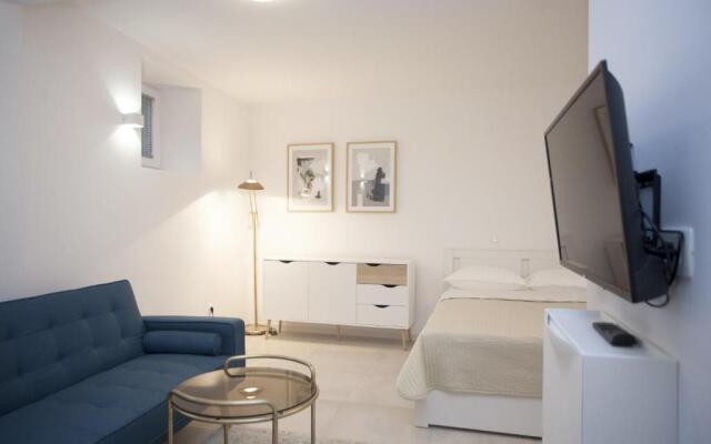 Studio Apartment Jon