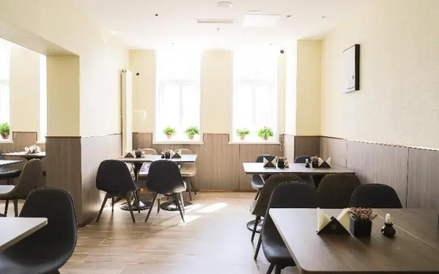 Hanting Hotel Tianjin Wuqing Daguangming Center