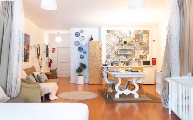 Colire · Oporto Coliseum Residence