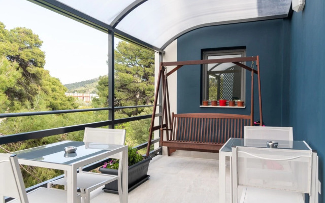 CHROMA Lodge Pikermi