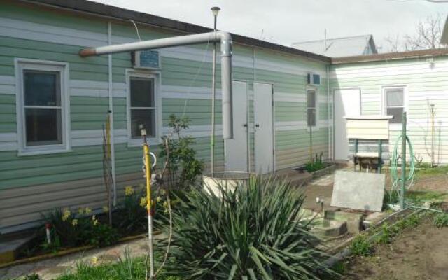 Vostochny Guest House