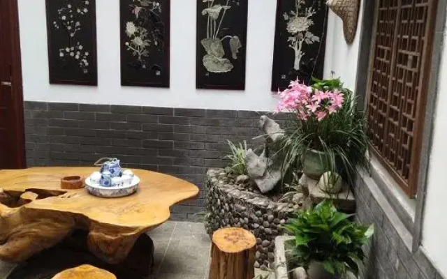 Wuzhen Muxin Courtyard Inn