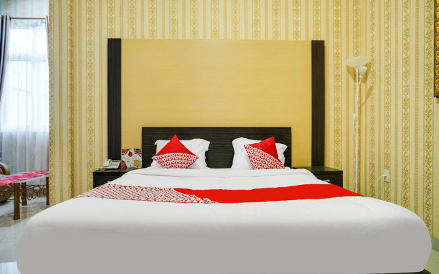 Capital O 540 Esther Hotel