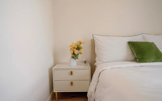 Tyms Elegant 3BR 2BA Home Novel Garden