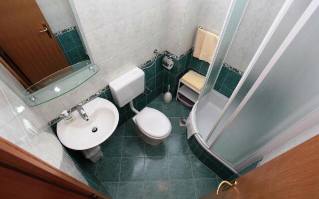 Apartments Akmadzic
