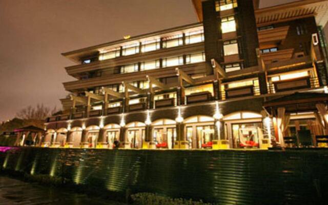 Regalia Resort  Spa Qinhuai River