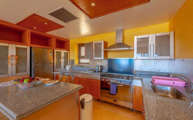 VESTA - Superior APT - 4BR - Marina