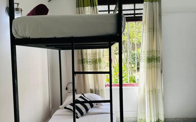 Rock View Hostel Ella