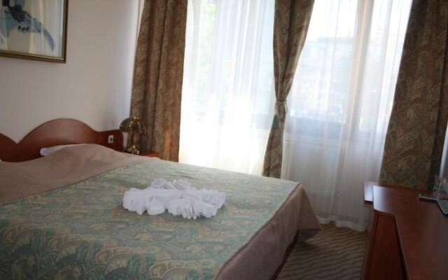 Hotel Nicol