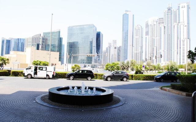 City Nights Holiday Homes- 8 BLVD Walk Tower