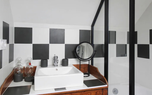 Charming Holiday Home Near the Beach, Locquemeau