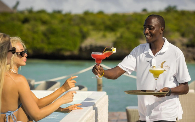 Blue Moon Resort