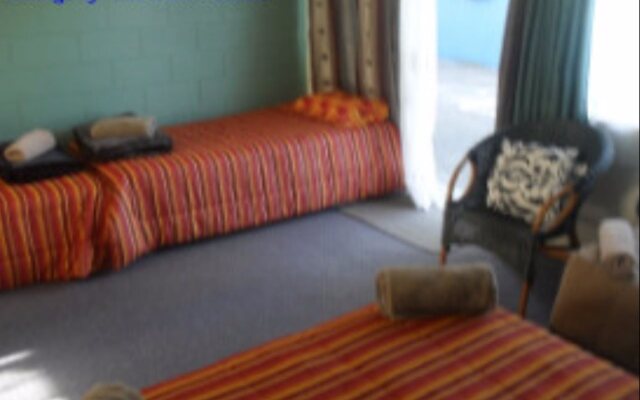 Bay Beauty Motel