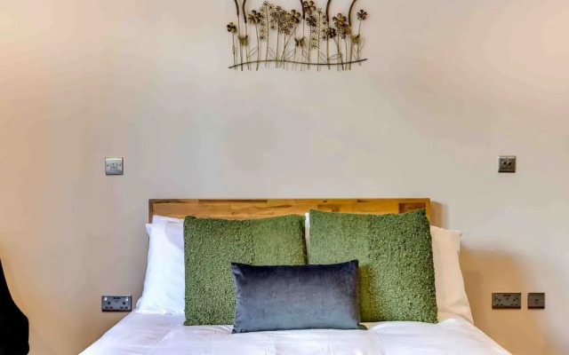 Host Stay Rox Studio