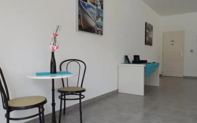 Melody Holiday House