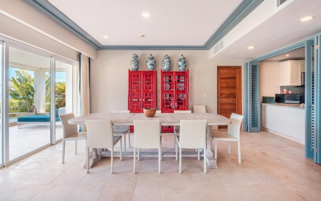 Apt w 2br-beachfront Private Pool in Sotogrande