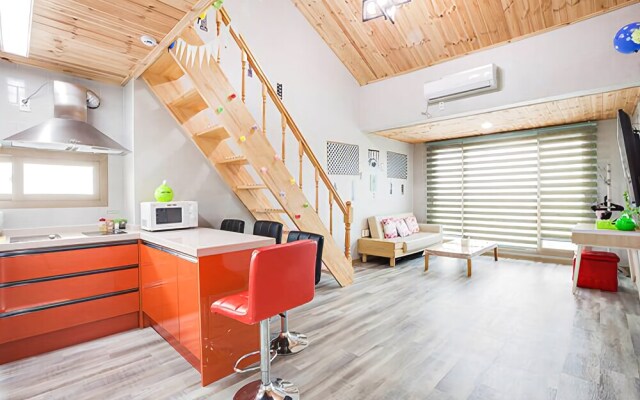 Chinchin house