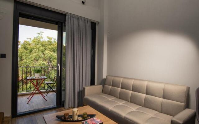 Tzes City Suites