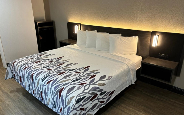 Red Roof Inn Wildwood, FL - The Villages