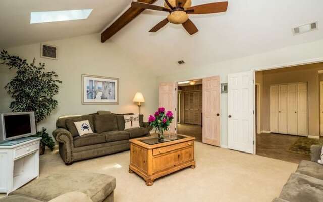 Wind Song 3 Bedroom Holiday Home