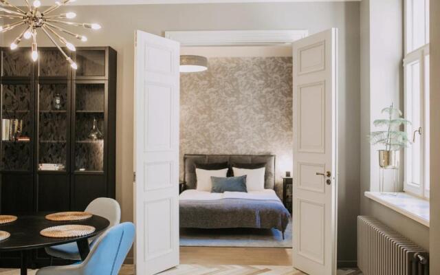Eden Apartment