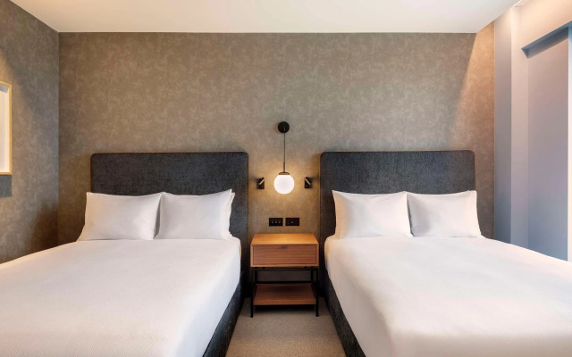 Hilton Woking